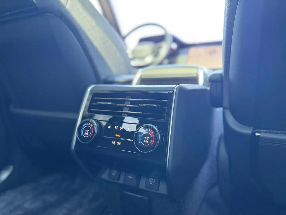 2023 Land Rover Range Rover L460 - Image 15 of 18