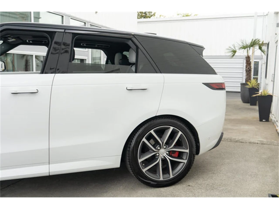 2023 Land Rover Range Rover Sport L461 - Image 5 of 12