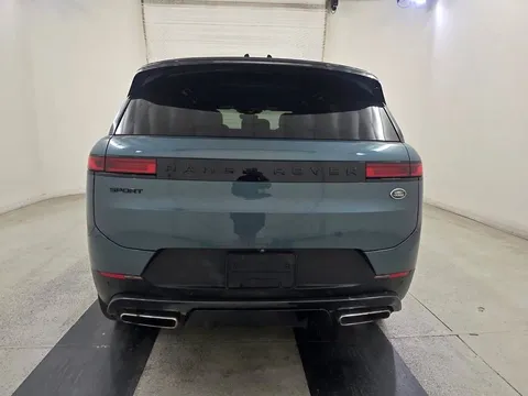 2023 Land Rover Range Rover Sport SE