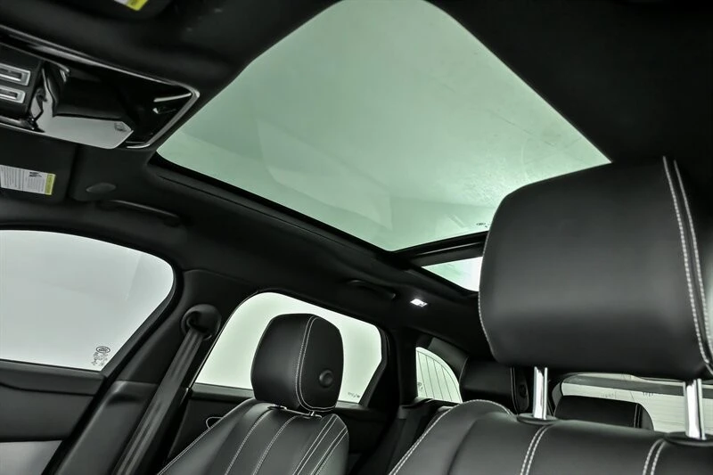 2023 Land Rover Range Rover Velar - Image 20 of 21