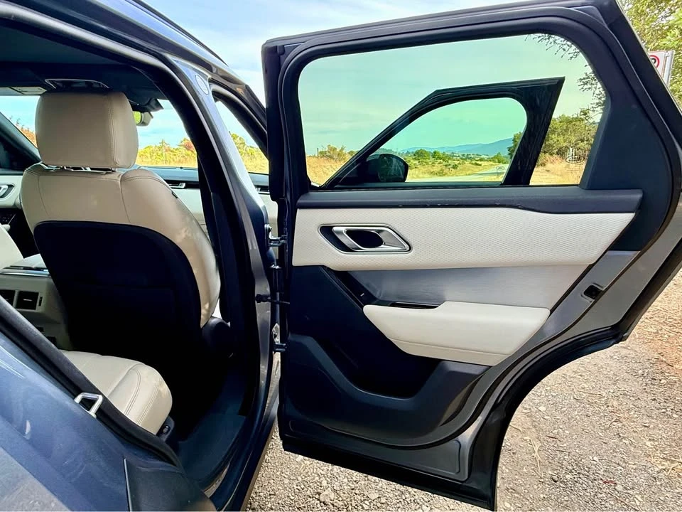 2023 Land Rover Range Rover Velar - Image 9 of 14