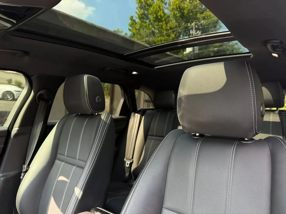 2023 Land Rover Range Rover Velar - Image 9 of 20