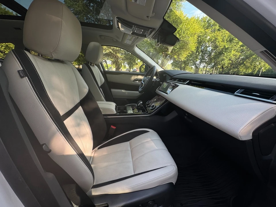 2023 Land Rover Range Rover Velar - Image 19 of 21