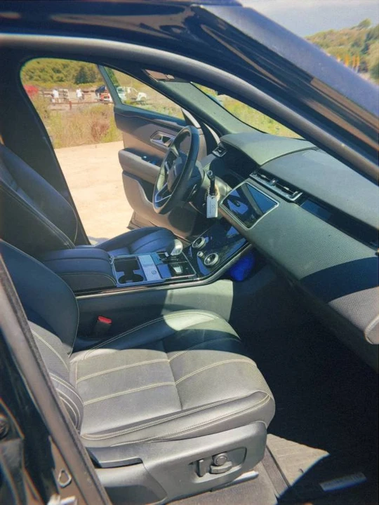2023 Land Rover Range Rover Velar - Image 8 of 18