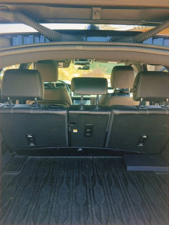 2023 Land Rover Range Rover Velar - Image 17 of 18