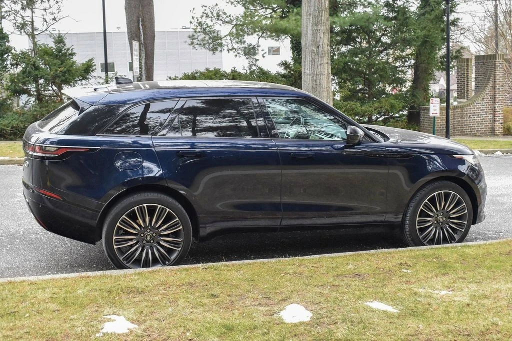 2023 Land Rover Range Rover Velar - Image 9 of 12