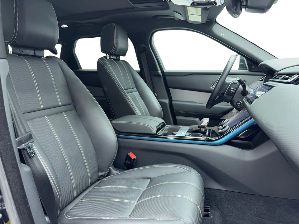 2023 Land Rover Range Rover Velar - Image 18 of 21