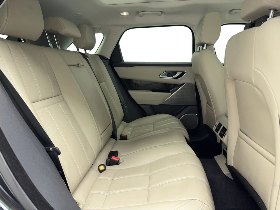 2023 Land Rover Range Rover Velar - Image 17 of 21