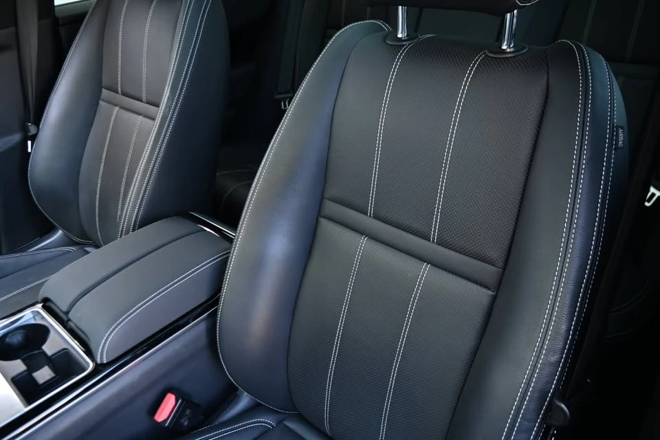 2023 Land Rover Range Rover Velar - Image 8 of 12