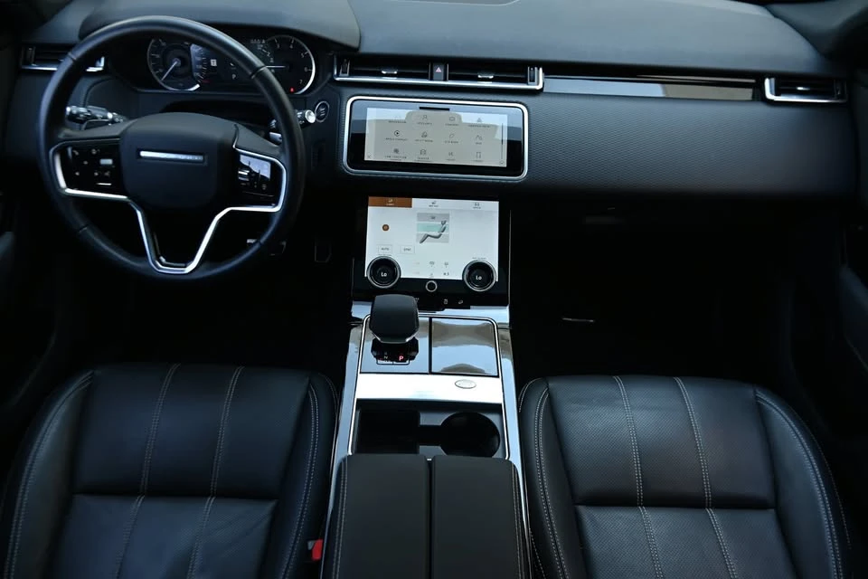 2023 Land Rover Range Rover Velar - Image 5 of 12
