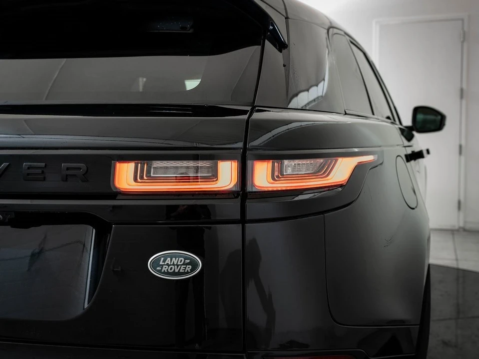 2023 Land Rover Range Rover Velar - Image 9 of 21