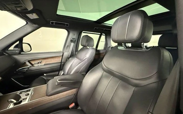 2023 Land Rover Range Rover L460 - Image 6 of 13