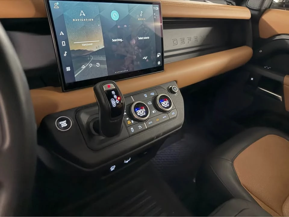2023 Land Rover Defender L663 - Image 17 of 20