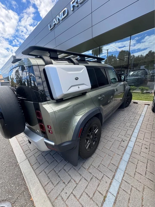 2023 Land Rover Defender L663 - Image 2 of 7