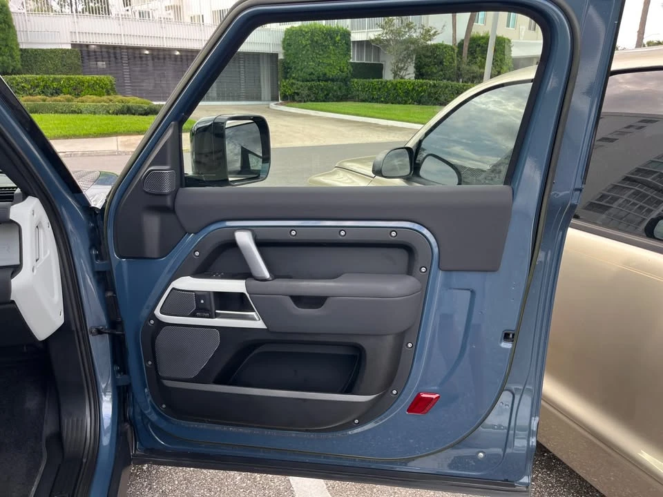 2023 Land Rover Defender L663 - Image 10 of 20