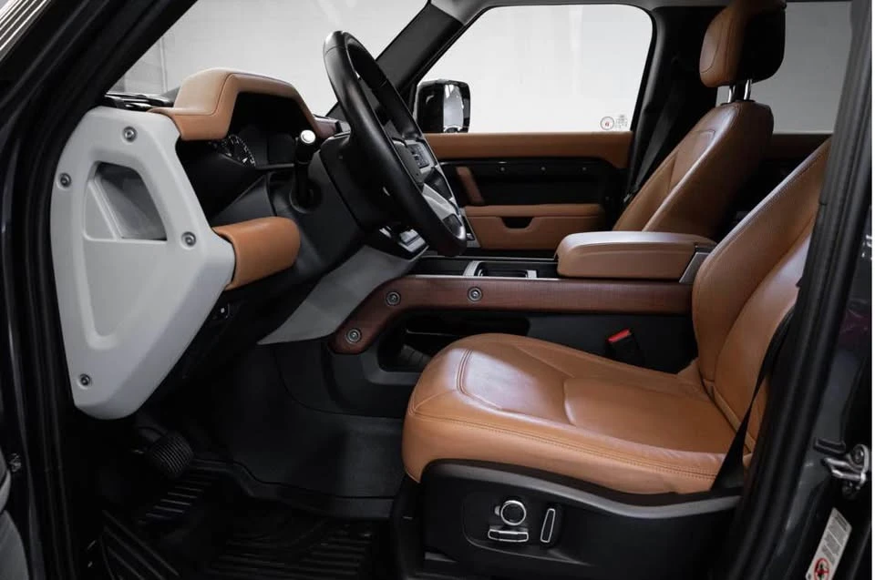 2023 Land Rover Defender L663 - Image 7 of 10