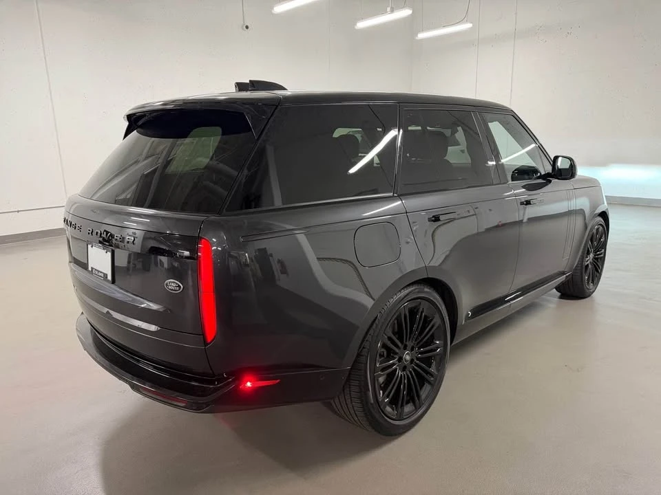 2023 Land Rover Range Rover L460 - Image 8 of 20