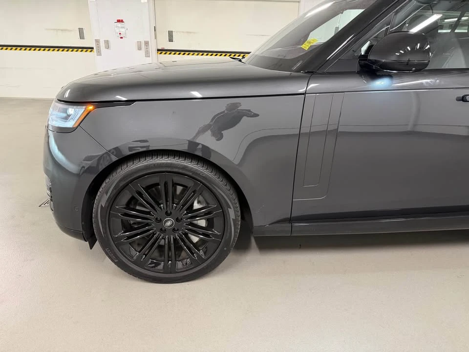 2023 Land Rover Range Rover L460 - Image 2 of 20