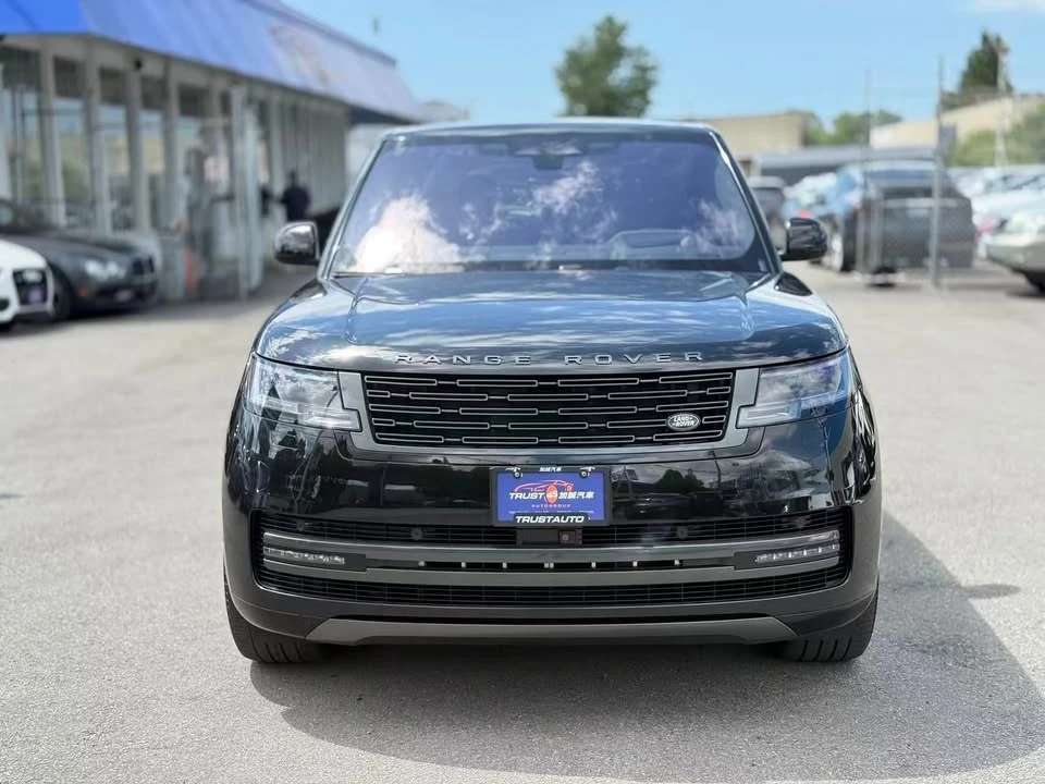2023 Land Rover Range Rover L460 - Image 2 of 15