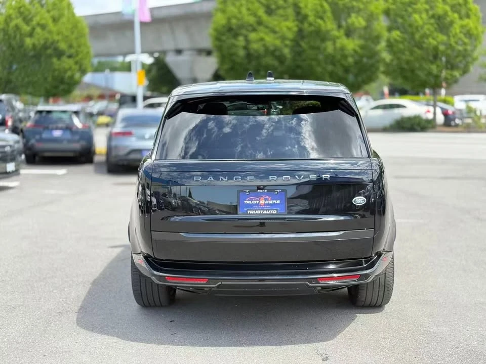 2023 Land Rover Range Rover L460 - Image 5 of 15