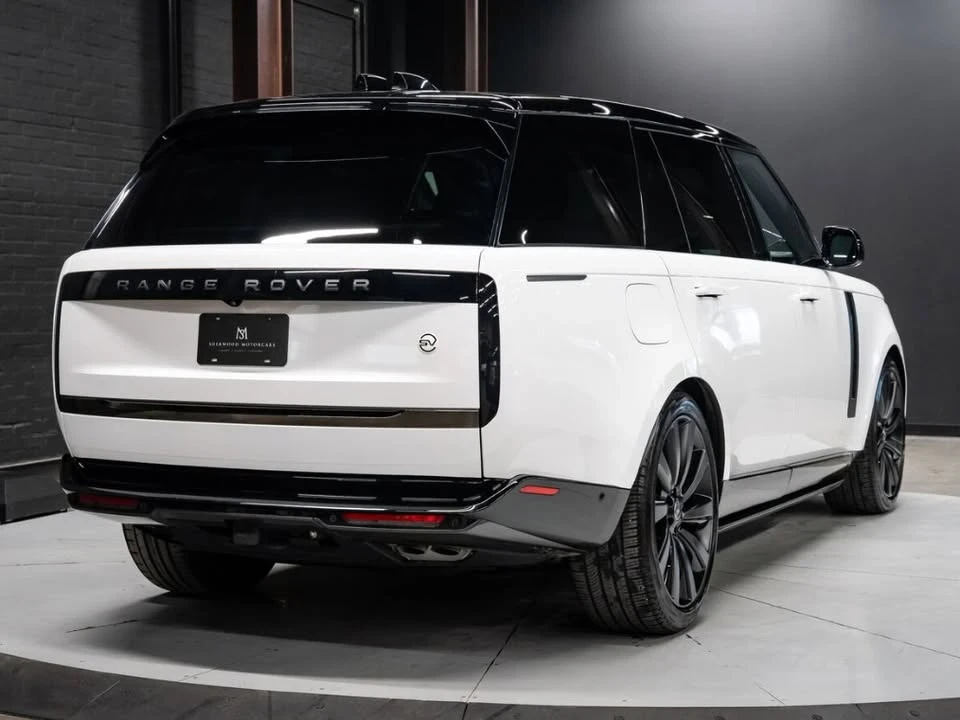 2023 Land Rover Range Rover L460 - Image 4 of 8