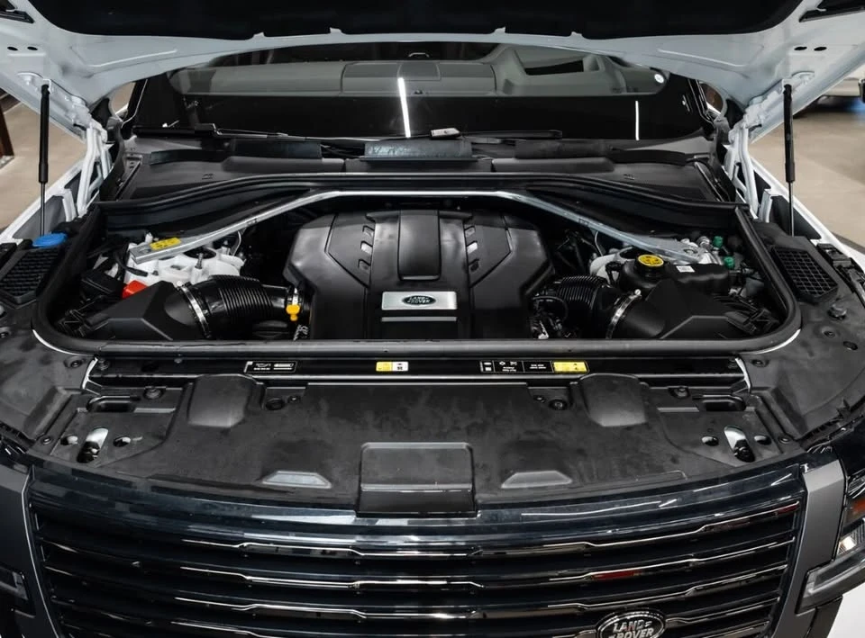 2023 Land Rover Range Rover L460 - Image 8 of 8