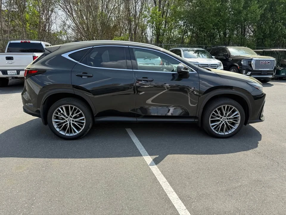 2023 Lexus RX 5th Gen - Image 3 of 13