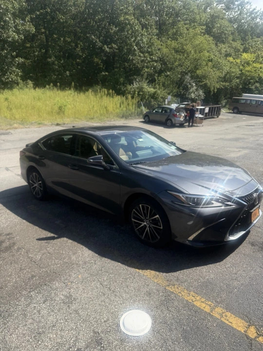 2023 Lexus ES 7th Gen - Image 3 of 11