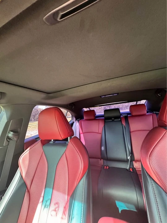 2023 Lexus ES 7th Gen - Image 5 of 6