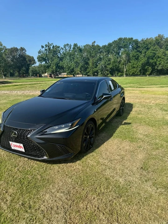 2023 Lexus ES 7th Gen - Image 4 of 6