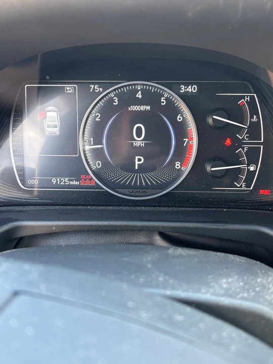 2023 Lexus ES 7th Gen - Image 9 of 11
