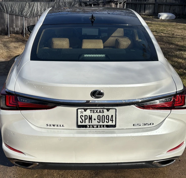 2023 Lexus ES 7th Gen - Image 3 of 11