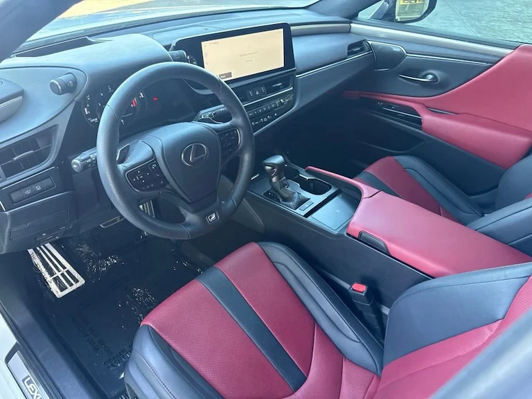 2023 Lexus ES 7th Gen - Image 5 of 16