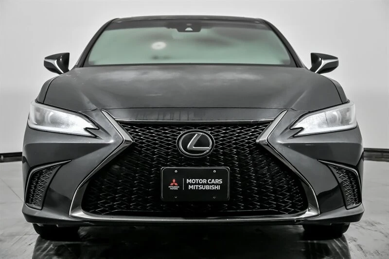2023 Lexus ES 7th Gen - Image 4 of 12