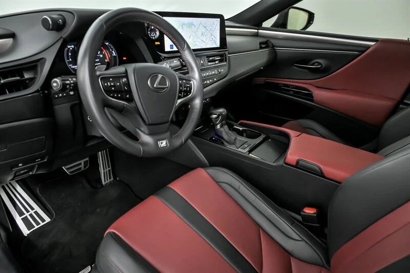 2023 Lexus ES 7th Gen - Image 18 of 21