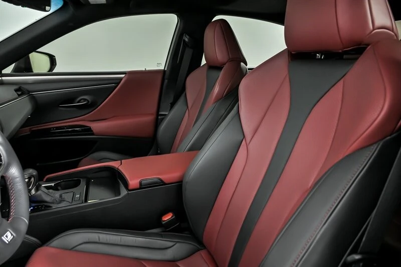 2023 Lexus ES 7th Gen - Image 20 of 21