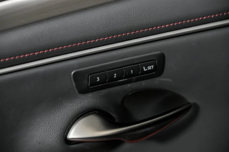 2023 Lexus ES 7th Gen - Image 17 of 21