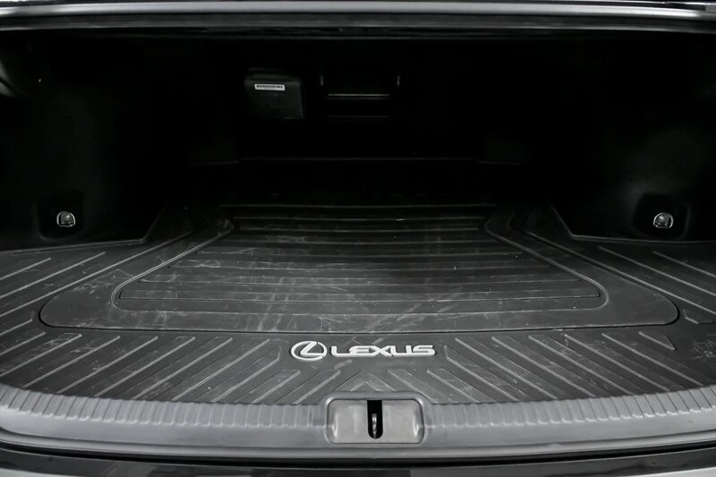 2023 Lexus ES 7th Gen - Image 14 of 21