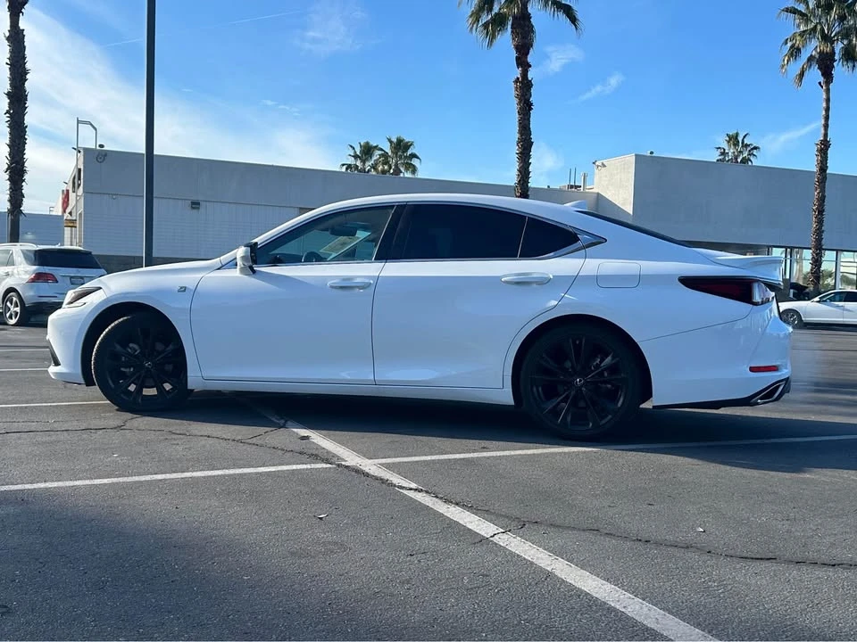 2023 Lexus ES 7th Gen - Image 3 of 11