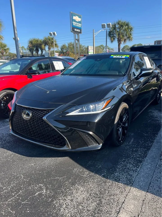 2023 Lexus ES 7th Gen - Image 3 of 9