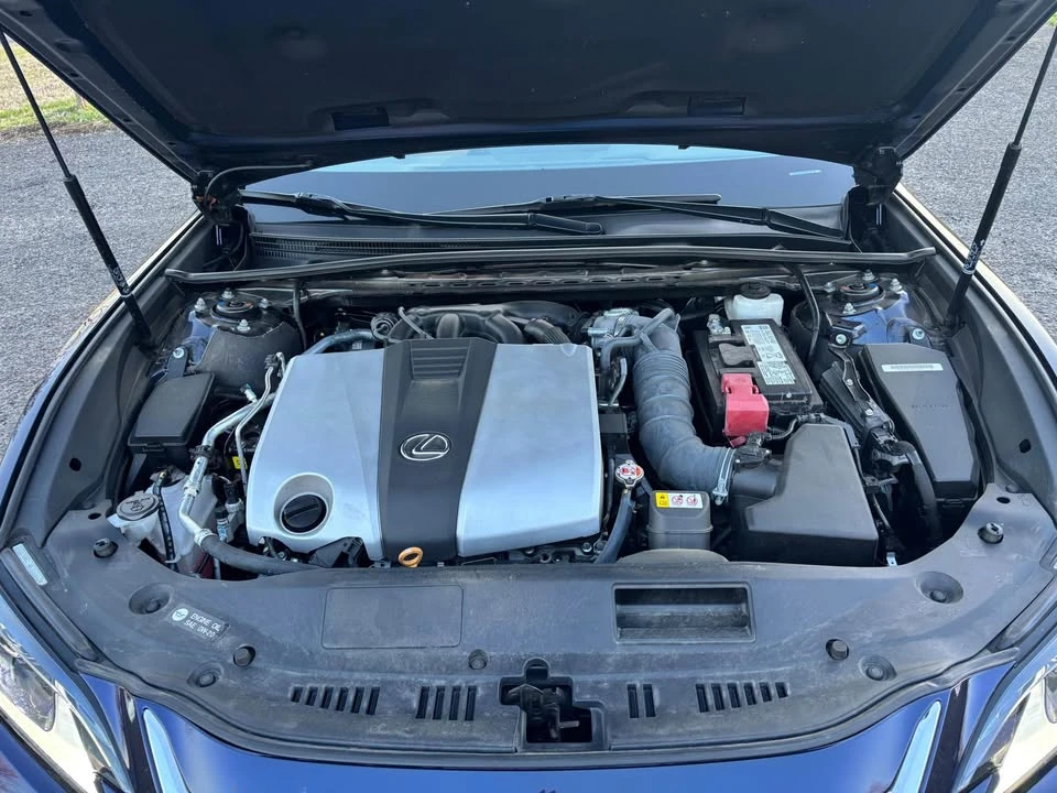 2023 Lexus ES 7th Gen - Image 6 of 20