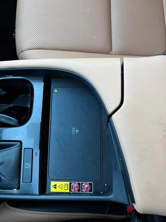 2023 Lexus ES 7th Gen - Image 17 of 20
