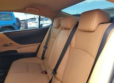 2023 Lexus ES 7th Gen - Image 5 of 5