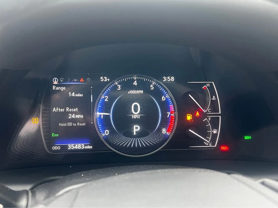 2023 Lexus ES 7th Gen - Image 9 of 17