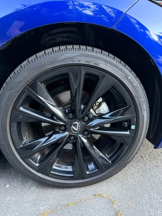 2023 Lexus ES 7th Gen - Image 14 of 20
