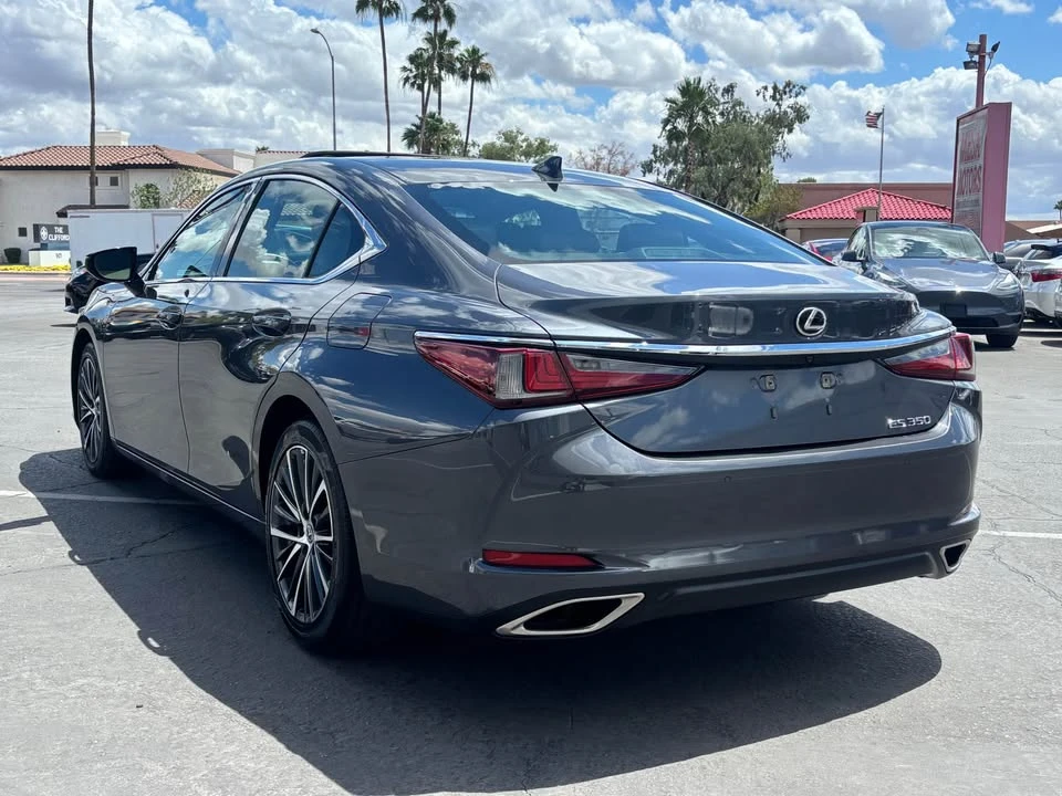 2023 Lexus ES 7th Gen - Image 5 of 20