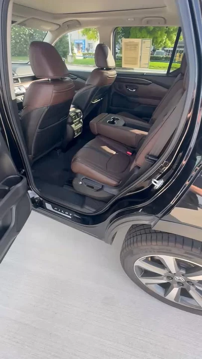 2023 Lexus ES 7th Gen - Image 3 of 3
