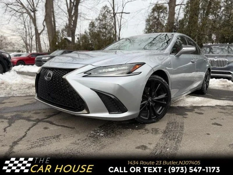 2023 Lexus ES 7th Gen - Image 2 of 12