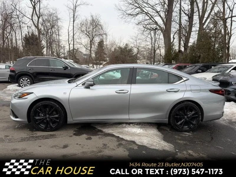 2023 Lexus ES 7th Gen - Image 8 of 12