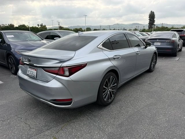 2023 Lexus ES 7th Gen - Image 4 of 12